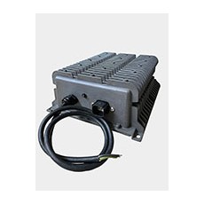AXIOMATIC 電池充電器AX090560系列