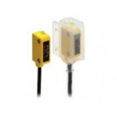BANNER 微型光電傳感器WORLD-BEAM Q12
