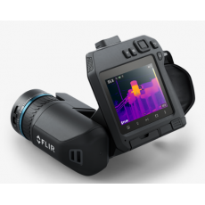 FLIR 帶取景器的高性能熱像儀T840系列